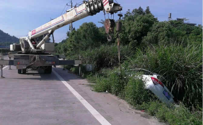 中区重载吊车救援 中区重载吊车救援